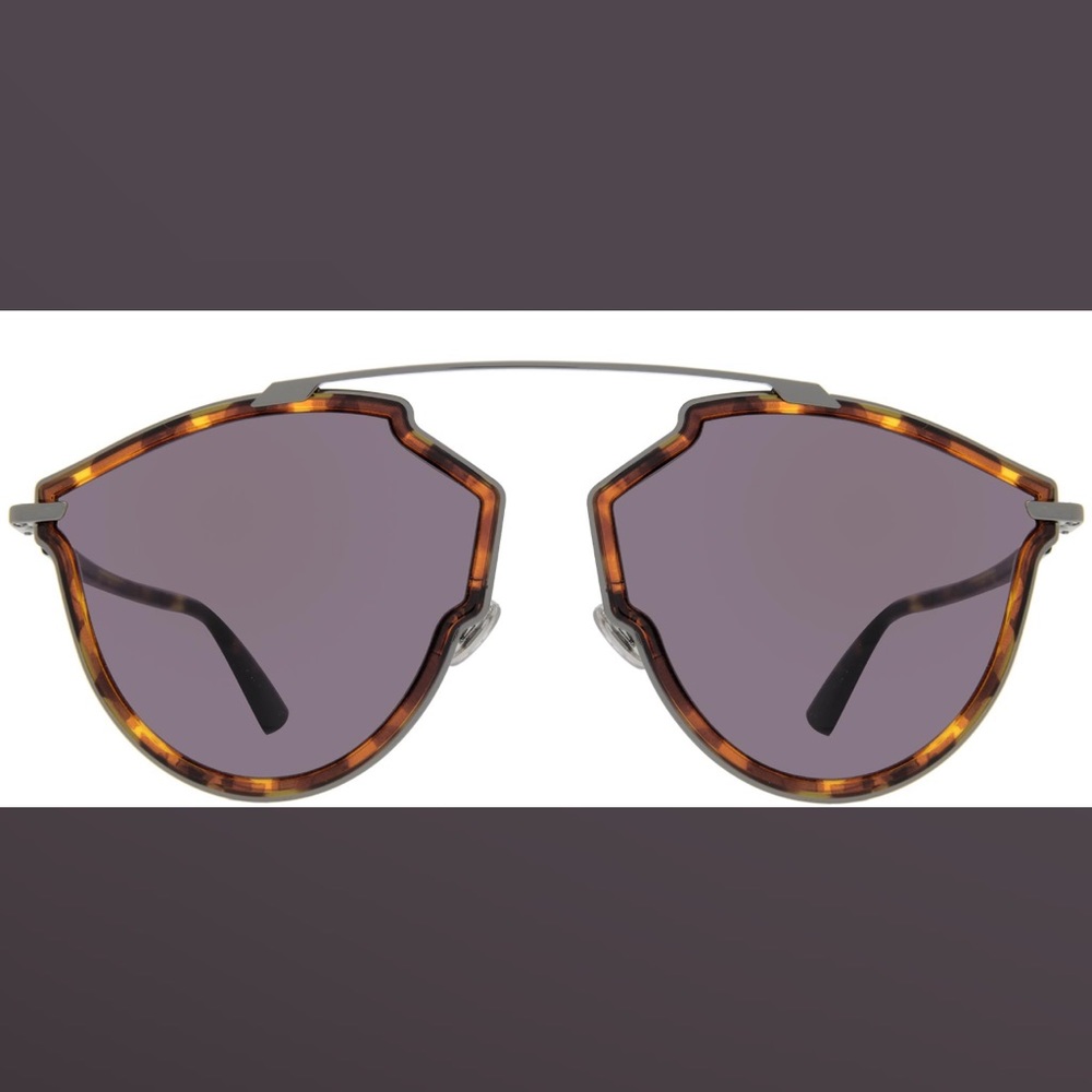 Dior So Real Rise sunglasses.